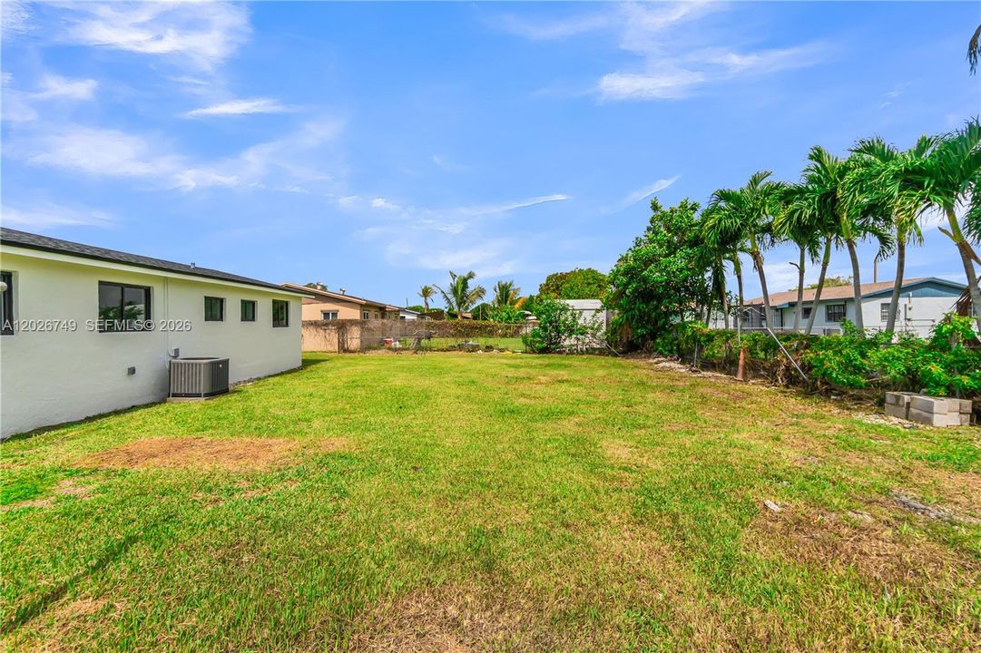 For Sale: $525,000 (3 beds, 2 baths, 1235 Square Feet)