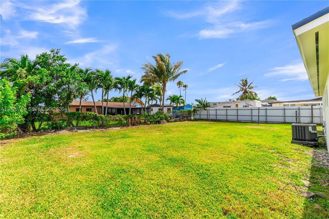 For Sale: $525,000 (3 beds, 2 baths, 1235 Square Feet)