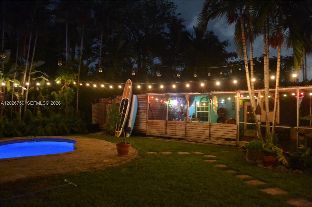 Poool/yard night