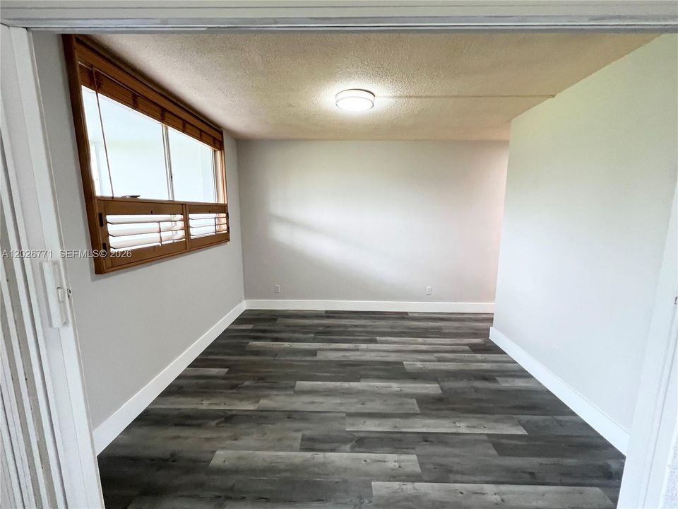 Activo con contrato: $1,599 (0 camas, 1 baños, 565 Pies cuadrados)