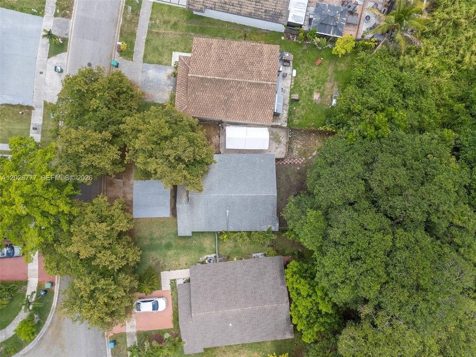 For Sale: $550,000 (3 beds, 2 baths, 1167 Square Feet)