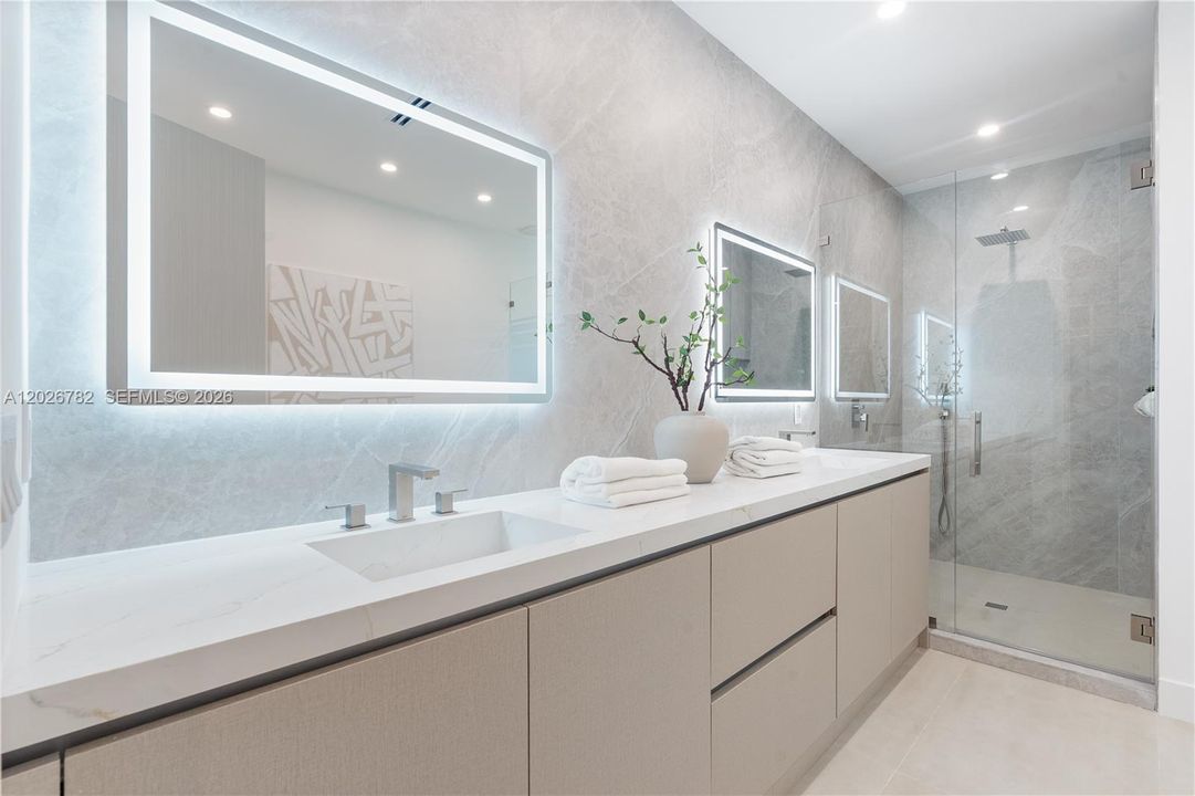 En Venta: $1,395,000 (3 camas, 3 baños, 0 Pies cuadrados)