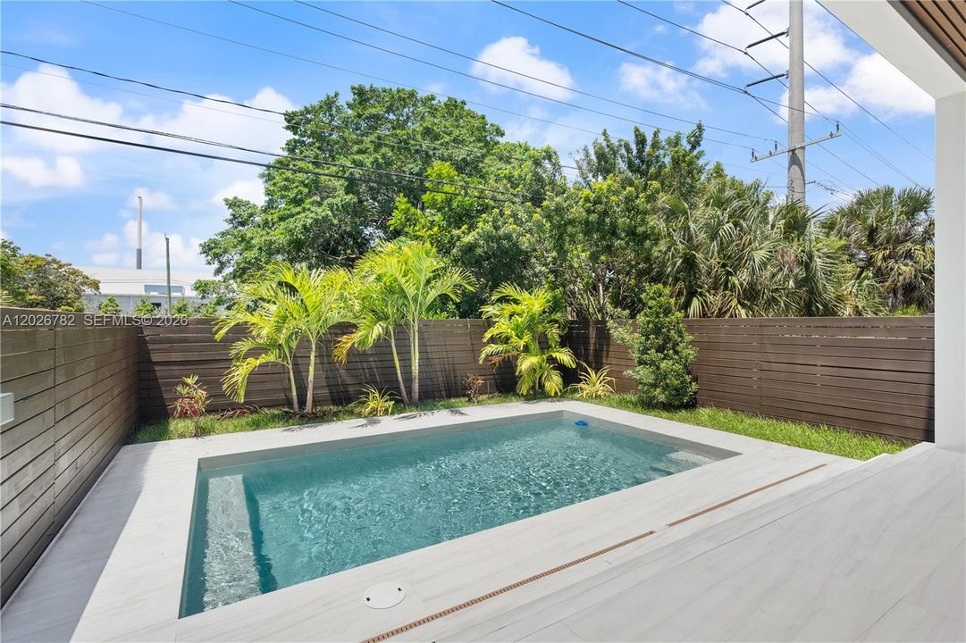 En Venta: $1,395,000 (3 camas, 3 baños, 0 Pies cuadrados)
