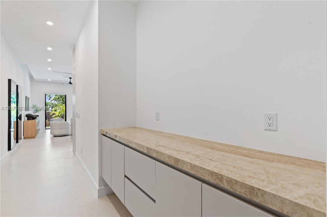 En Venta: $1,395,000 (3 camas, 3 baños, 0 Pies cuadrados)