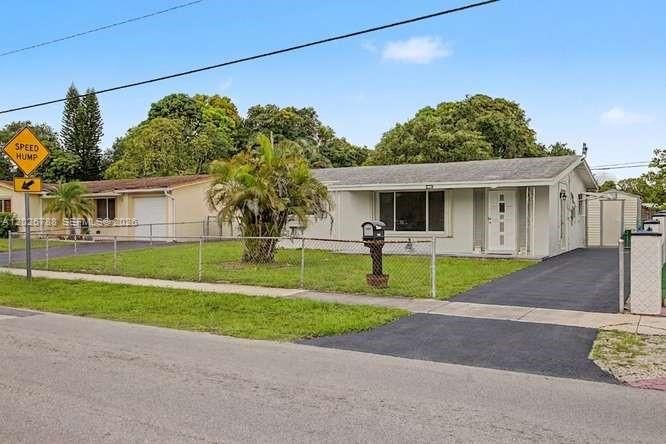 For Sale: $455,000 (2 beds, 1 baths, 1132 Square Feet)
