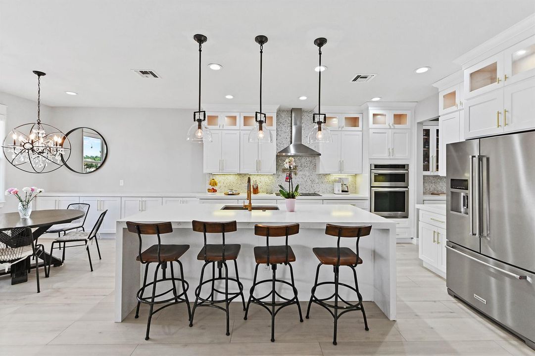 14 Kitchen 02