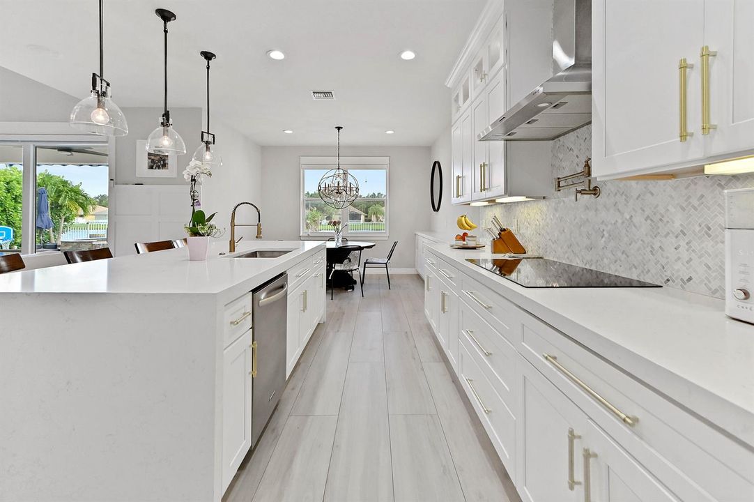 13 Kitchen 01