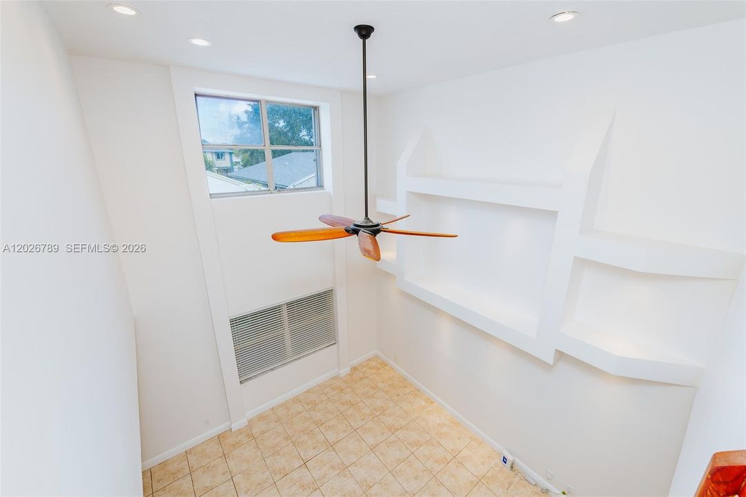 Active With Contract: $4,500 (4 beds, 2 baths, 2257 Square Feet)
