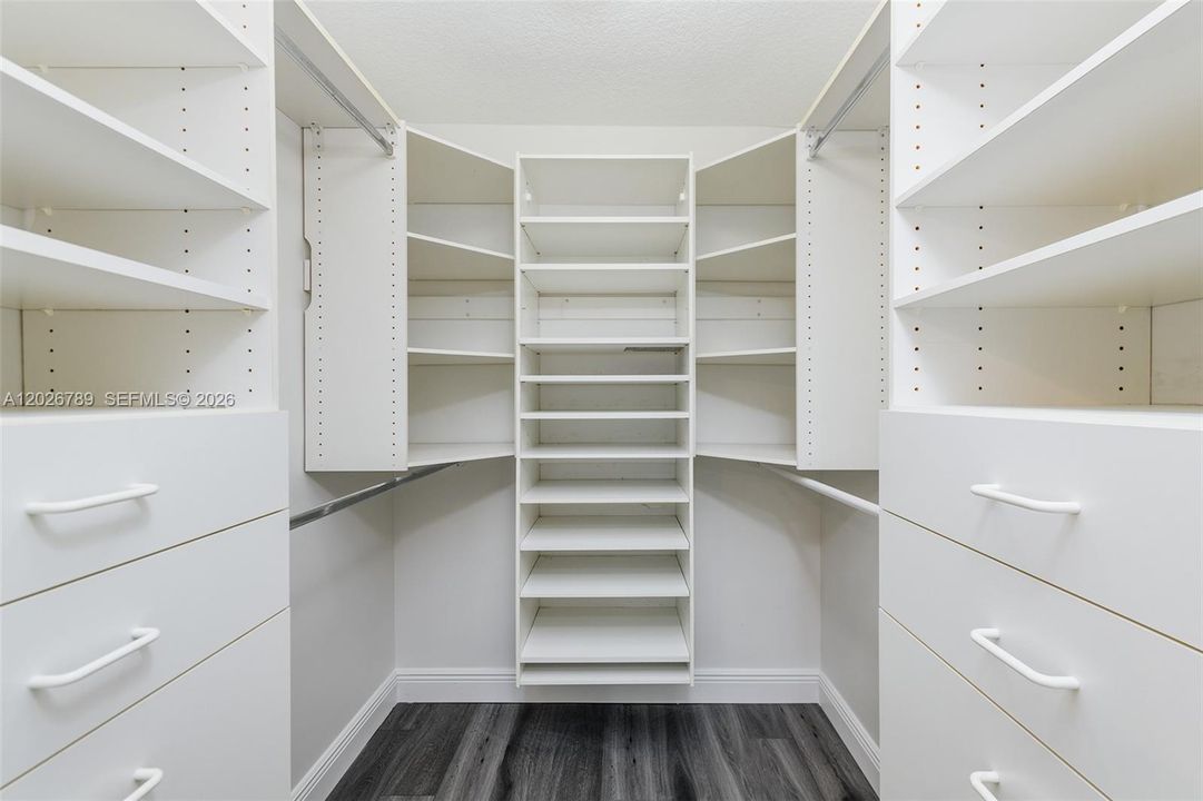 Active With Contract: $4,500 (4 beds, 2 baths, 2257 Square Feet)