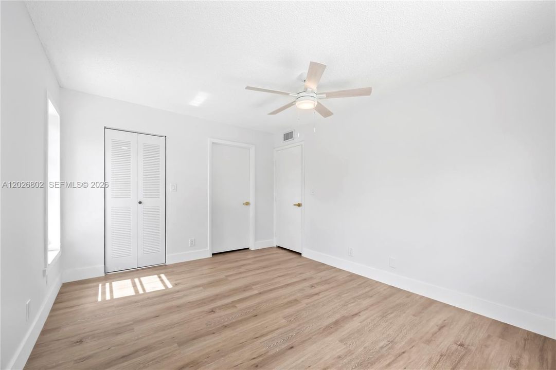 For Sale: $187,000 (2 beds, 2 baths, 850 Square Feet)