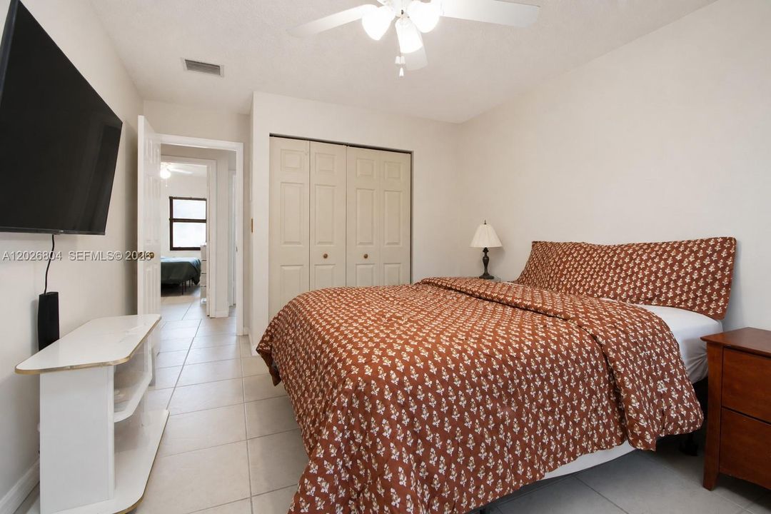 Active With Contract: $445,000 (3 beds, 2 baths, 970 Square Feet)