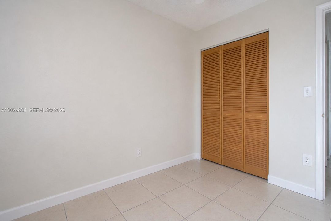 Active With Contract: $445,000 (3 beds, 2 baths, 970 Square Feet)