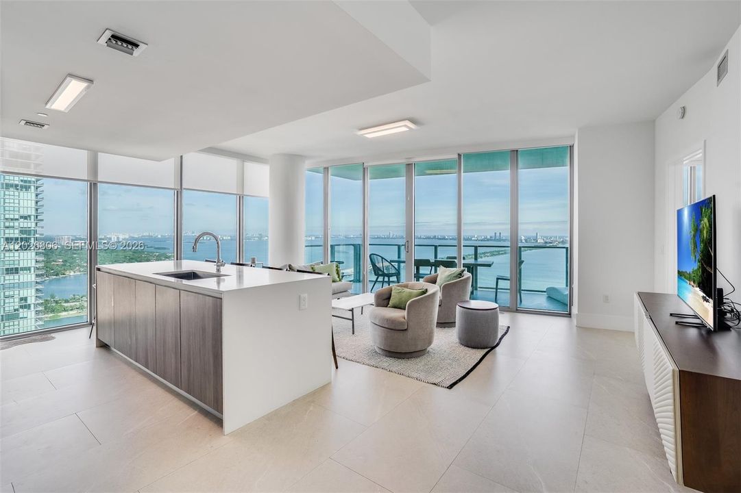 For Sale: $2,075,000 (3 beds, 4 baths, 1698 Square Feet)