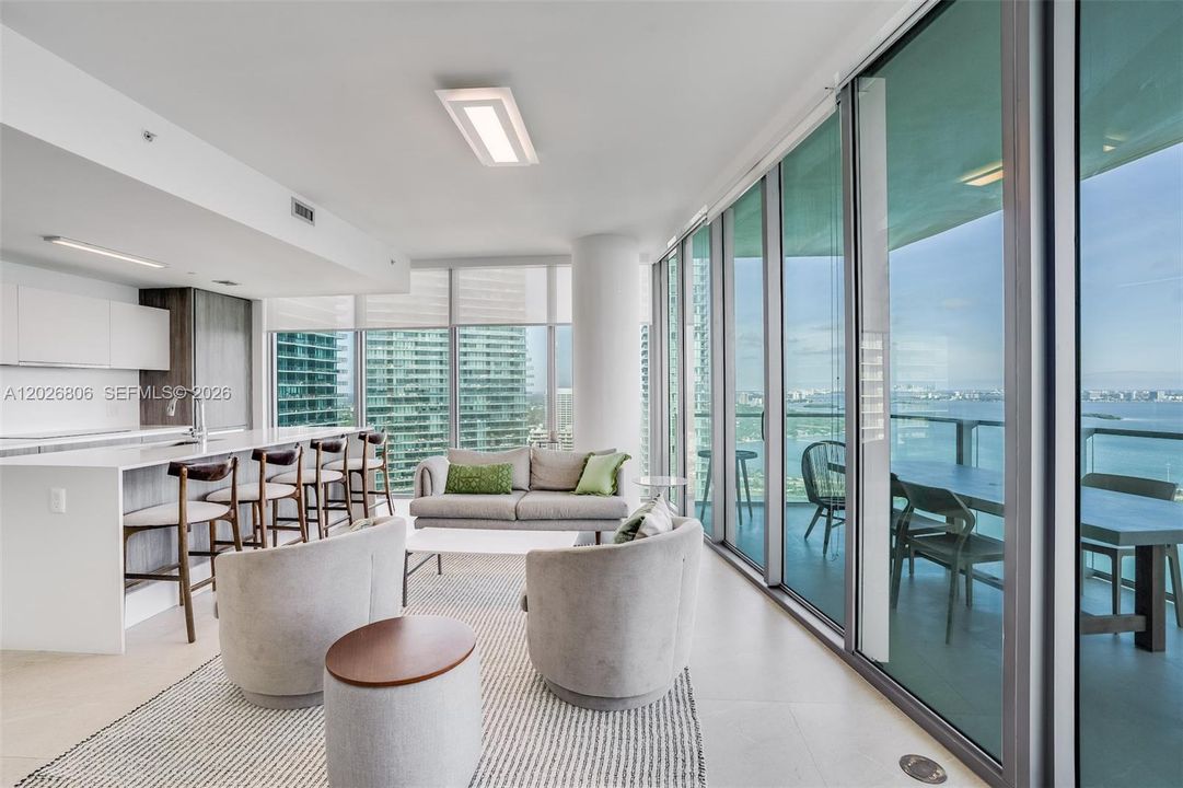 For Sale: $2,075,000 (3 beds, 4 baths, 1698 Square Feet)