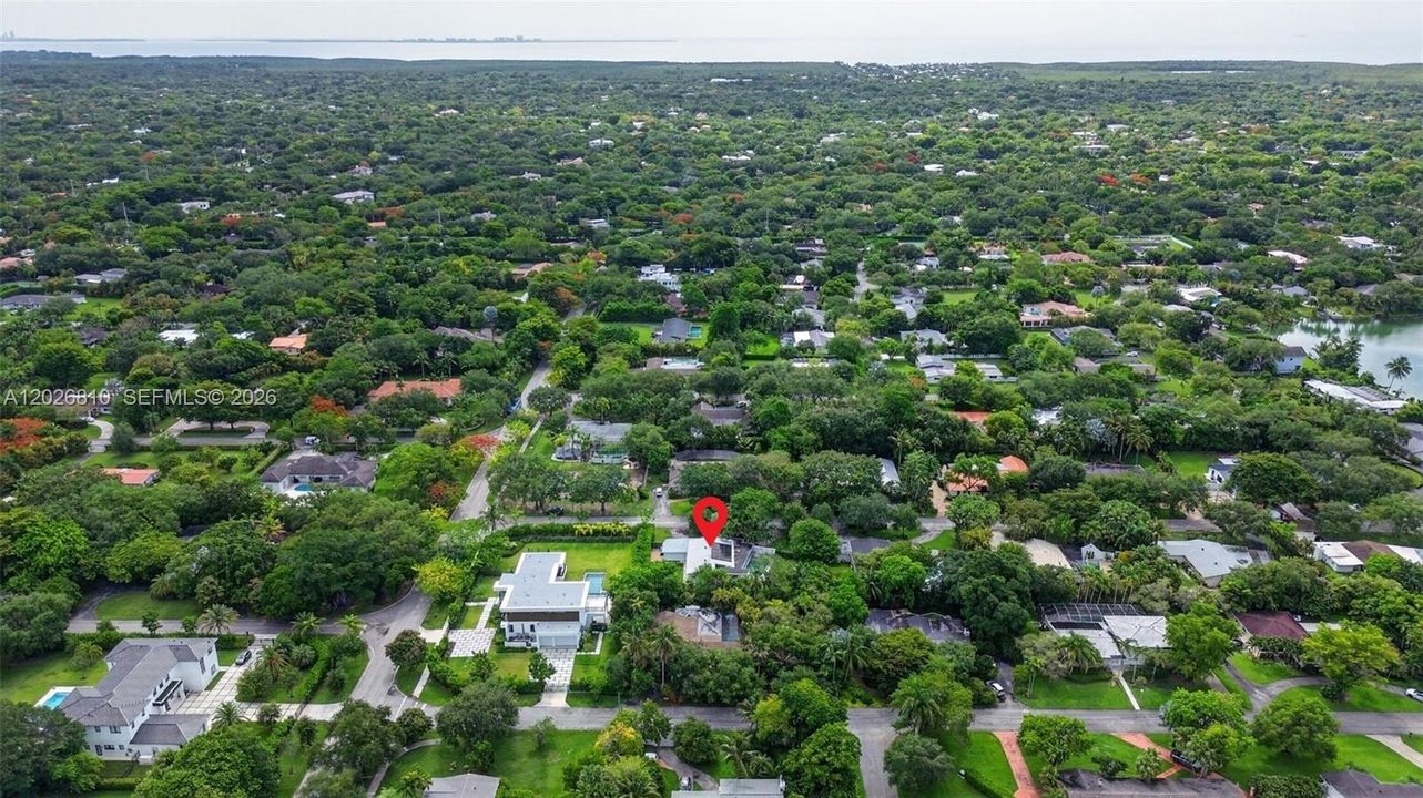 Active With Contract: $1,650,000 (3 beds, 2 baths, 1467 Square Feet)