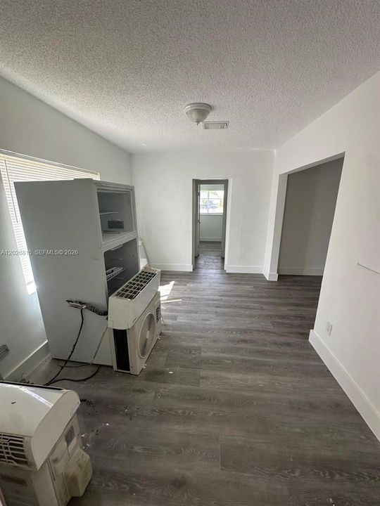 For Sale: $749,900 (0 beds, 0 baths, 2541 Square Feet)