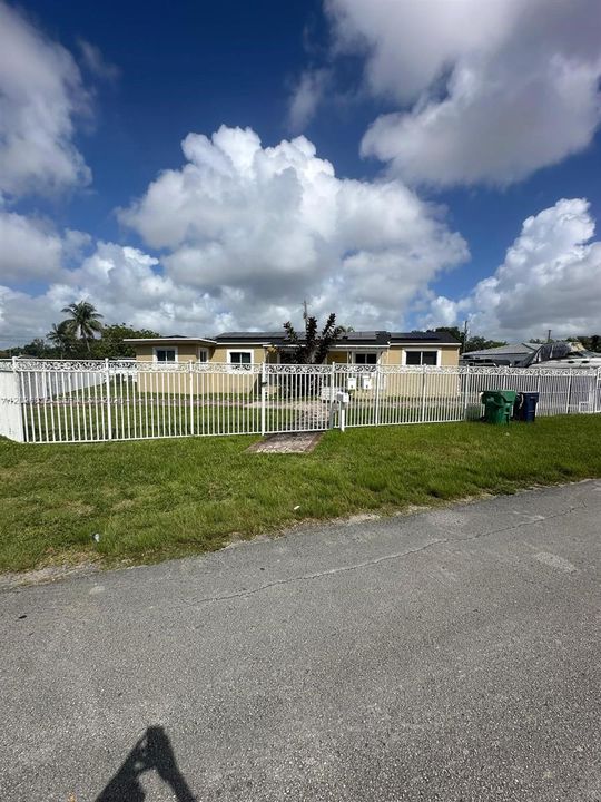 For Sale: $749,900 (0 beds, 0 baths, 2541 Square Feet)