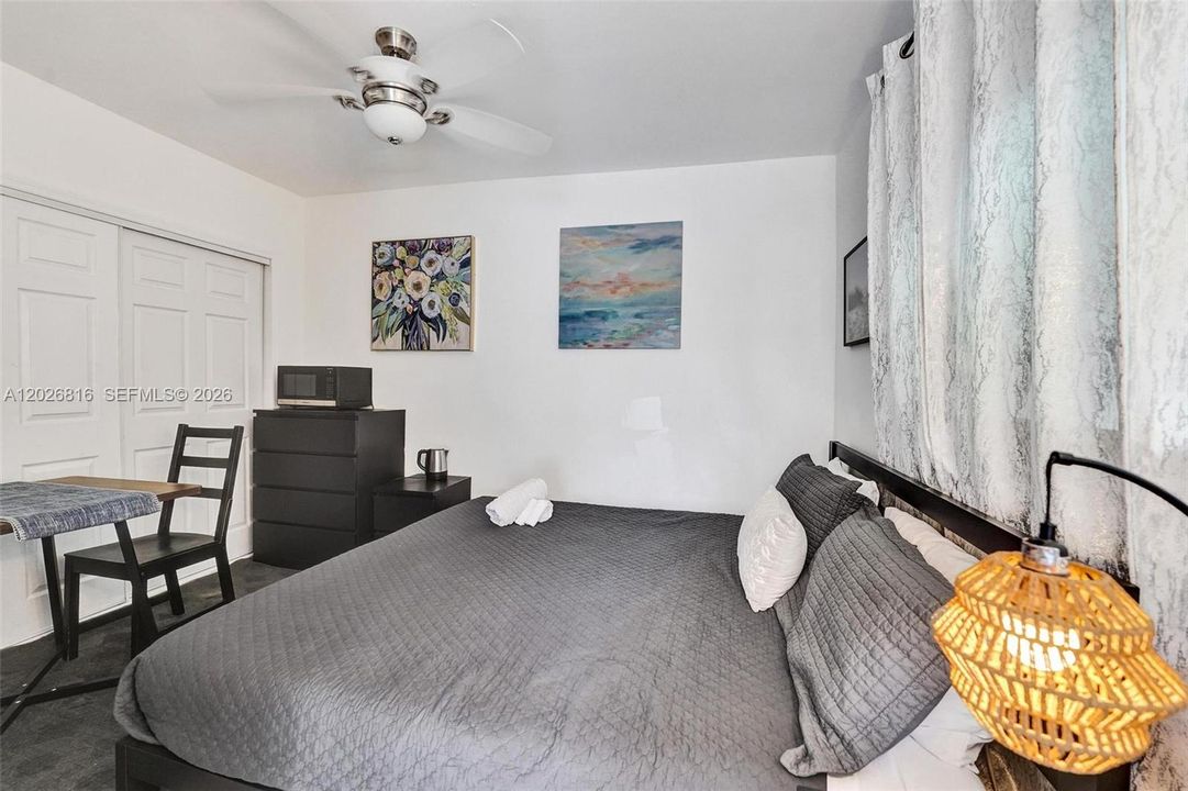 Active With Contract: $4,500 (4 beds, 3 baths, 1356 Square Feet)