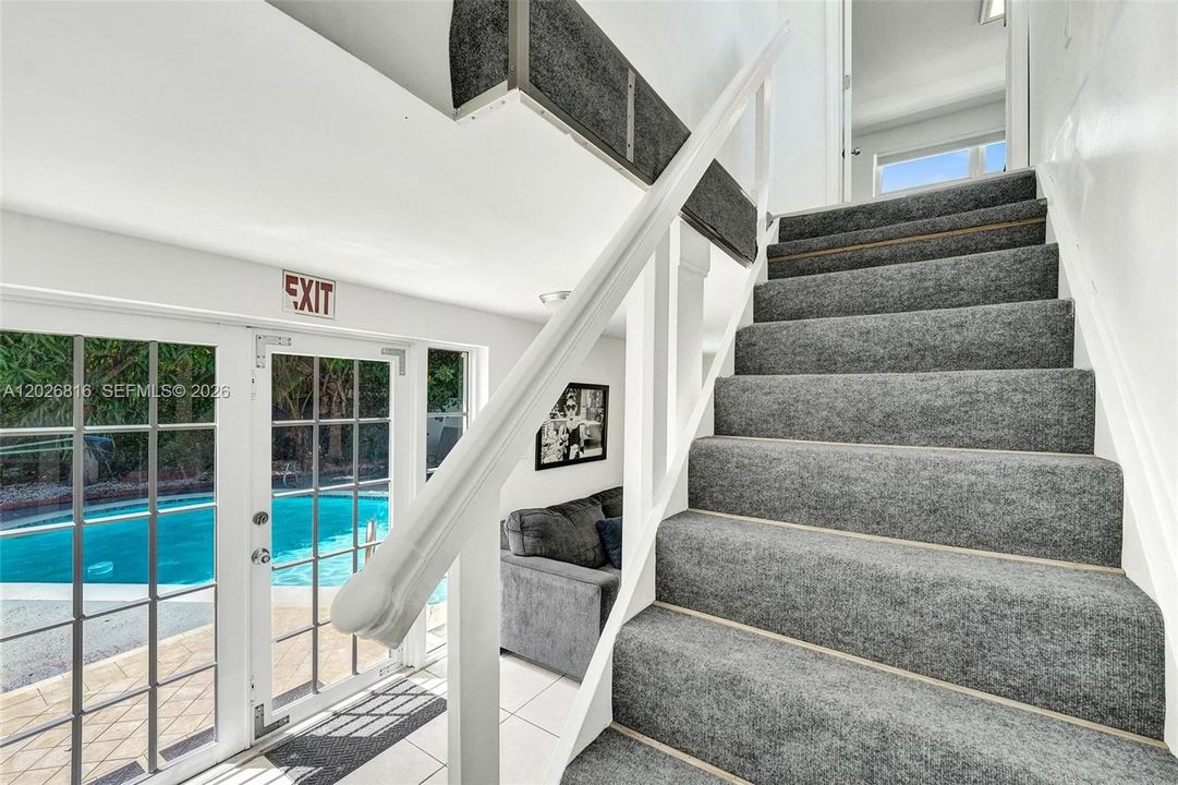Active With Contract: $4,500 (4 beds, 3 baths, 1356 Square Feet)