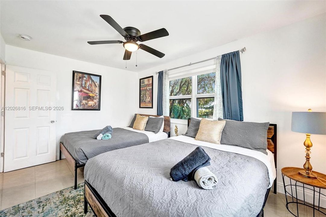 Active With Contract: $4,500 (4 beds, 3 baths, 1356 Square Feet)