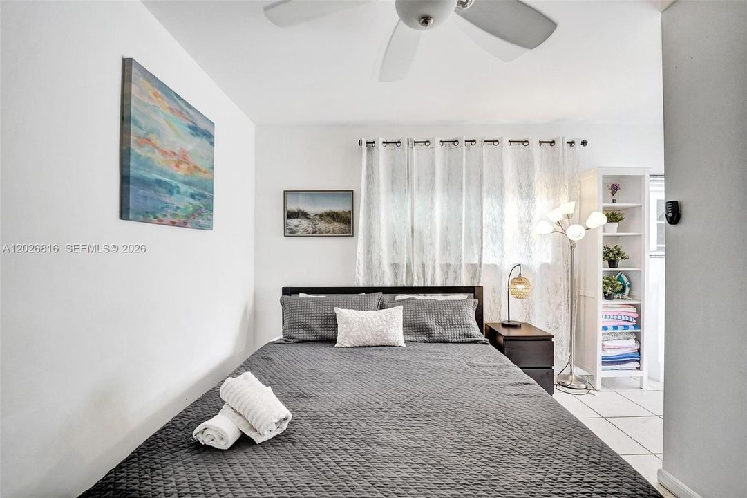 Active With Contract: $4,500 (4 beds, 3 baths, 1356 Square Feet)