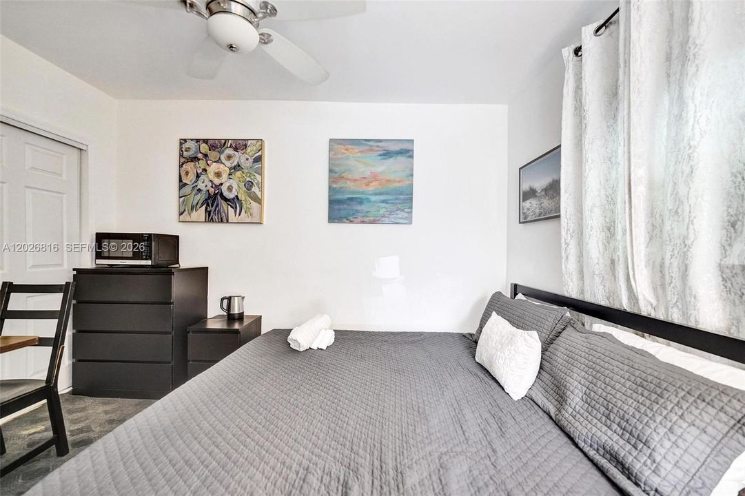 Active With Contract: $4,500 (4 beds, 3 baths, 1356 Square Feet)