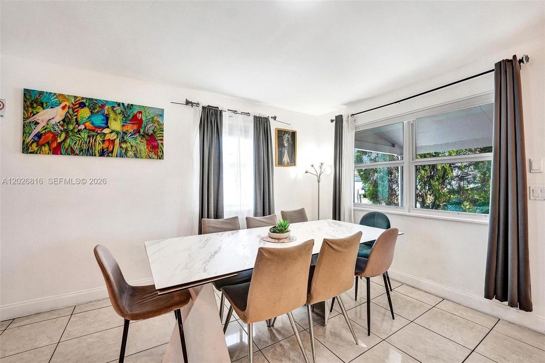 Active With Contract: $4,500 (4 beds, 3 baths, 1356 Square Feet)
