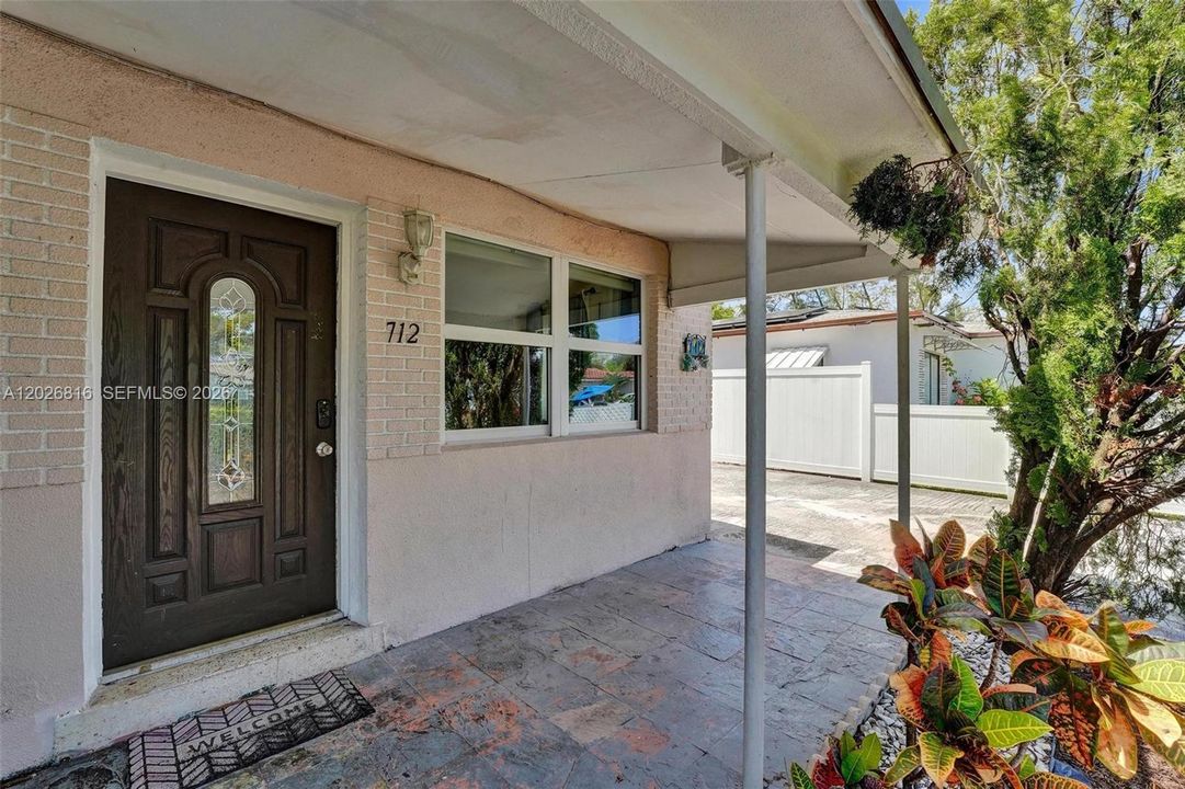 Active With Contract: $4,500 (4 beds, 3 baths, 1356 Square Feet)