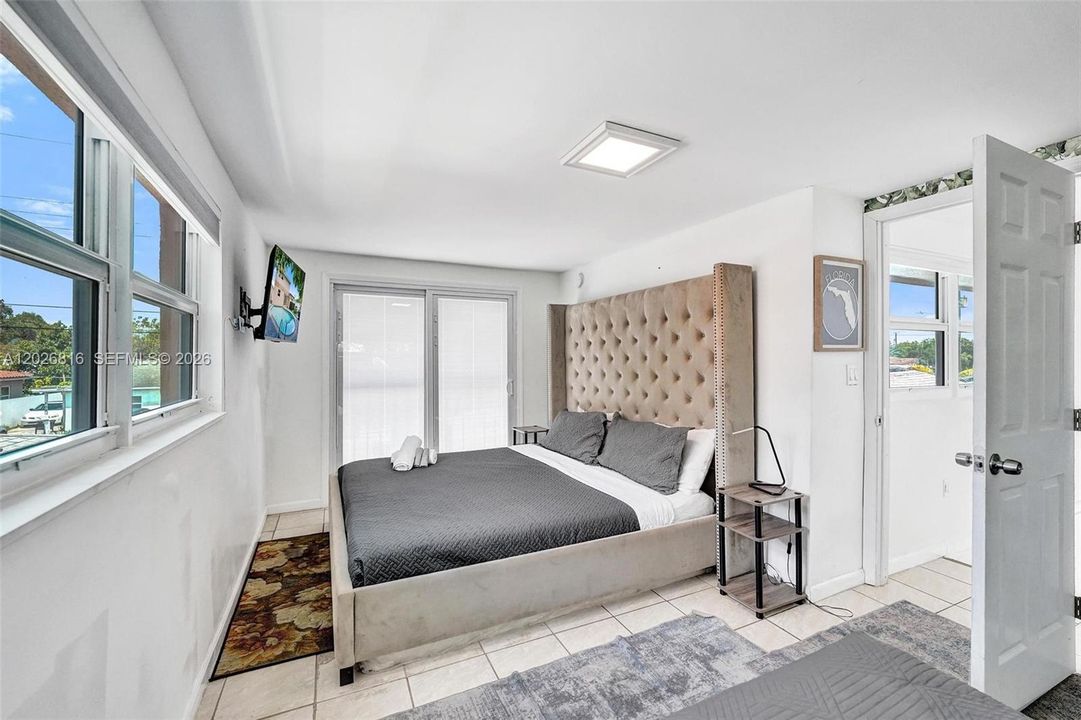 Active With Contract: $4,500 (4 beds, 3 baths, 1356 Square Feet)