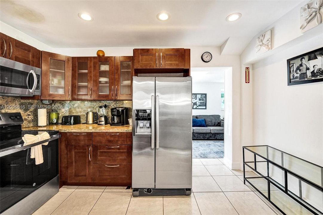 Active With Contract: $4,500 (4 beds, 3 baths, 1356 Square Feet)