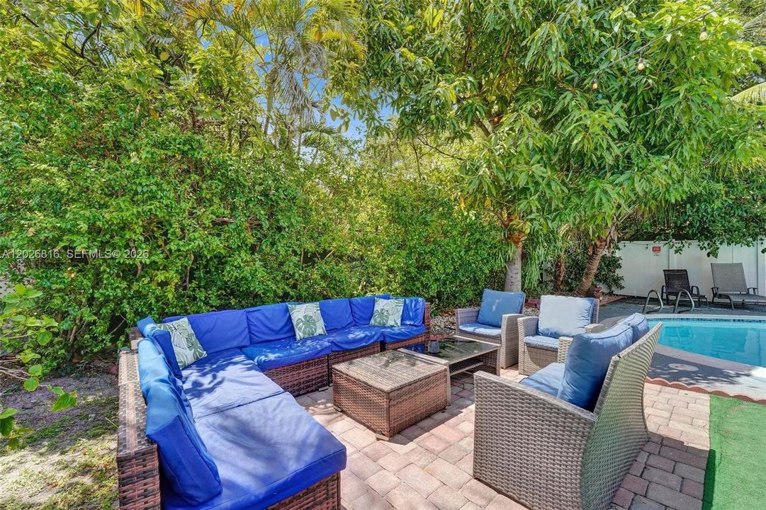 Active With Contract: $4,500 (4 beds, 3 baths, 1356 Square Feet)