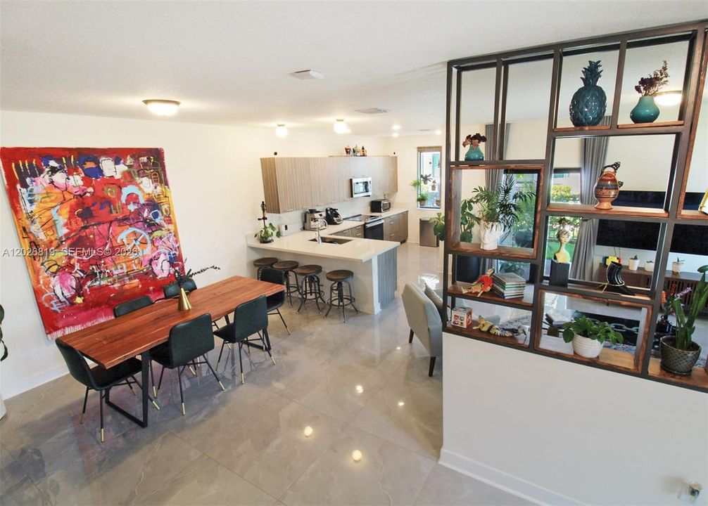 For Rent: $4,500 (3 beds, 3 baths, 1894 Square Feet)