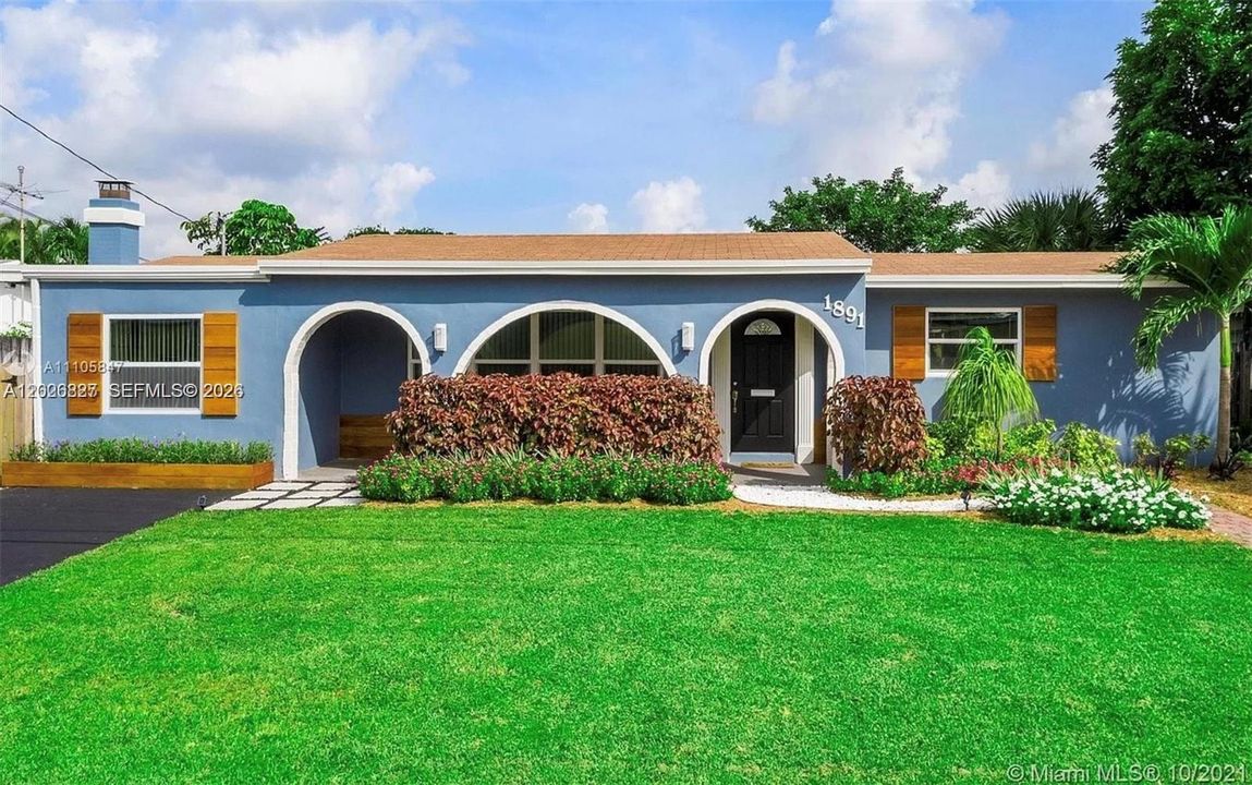 For Sale: $675,000 (4 beds, 2 baths, 1436 Square Feet)