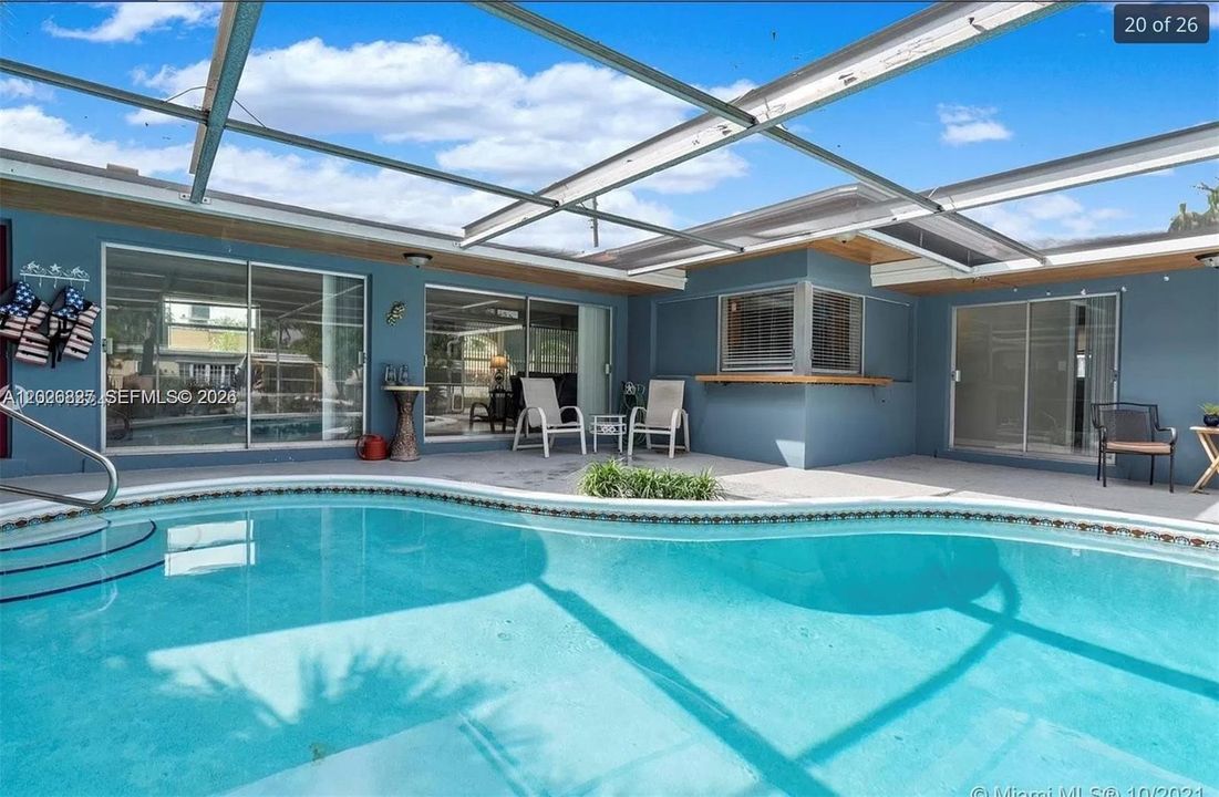 For Sale: $675,000 (4 beds, 2 baths, 1436 Square Feet)