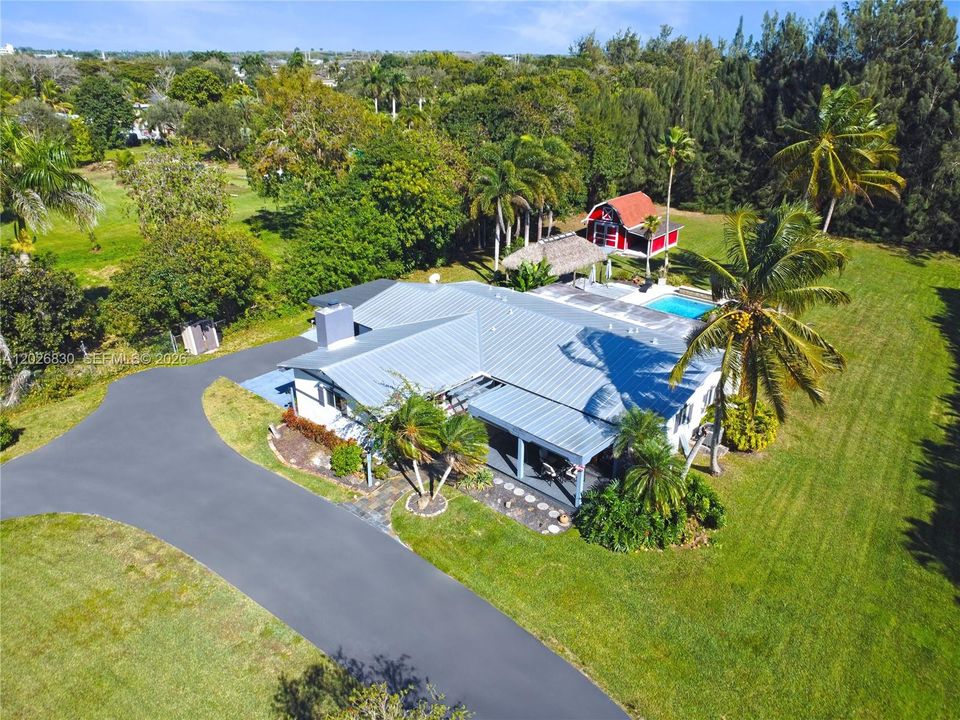 For Sale: $1,900,000 (4 beds, 3 baths, 2238 Square Feet)