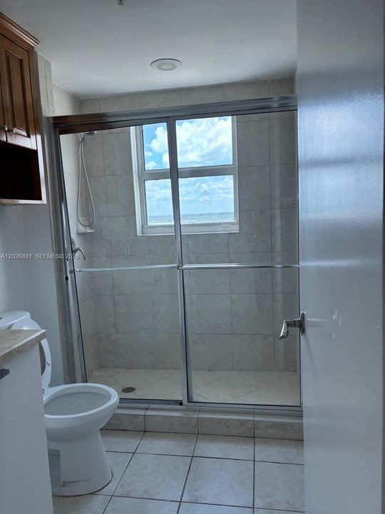 Active With Contract: $2,899 (2 beds, 2 baths, 1763 Square Feet)