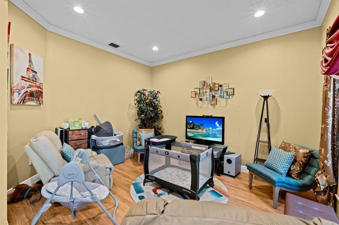 19-web-or-mls-A7405899