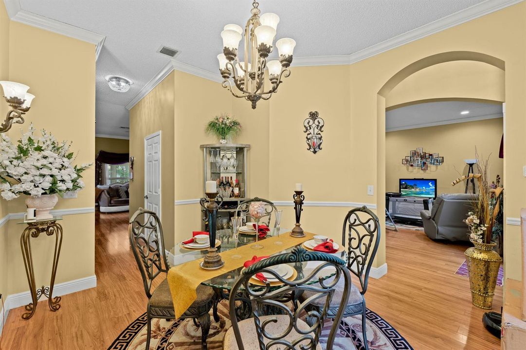 18-web-or-mls-A7405893