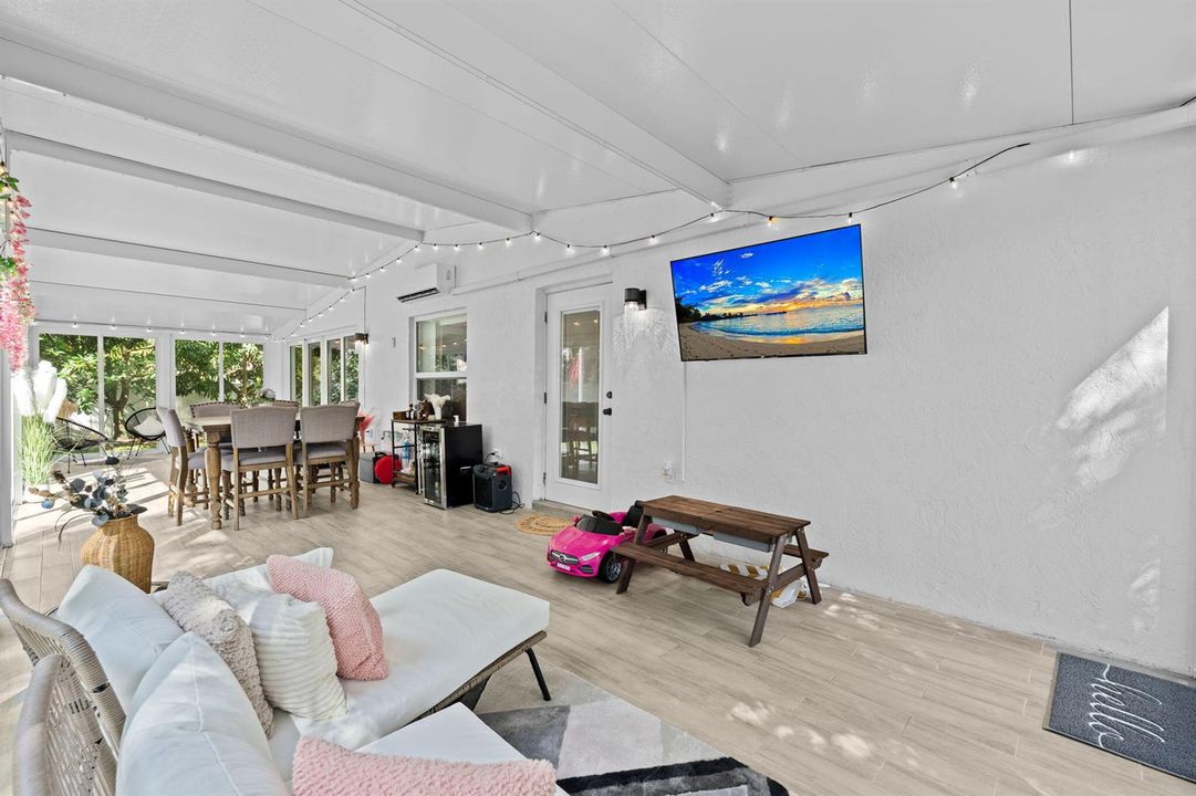 39-web-or-mls-A7405995