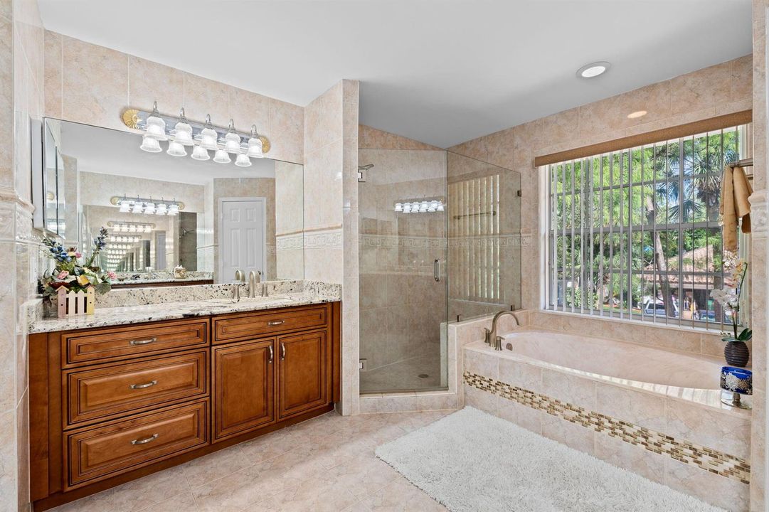 25-web-or-mls-A7405935