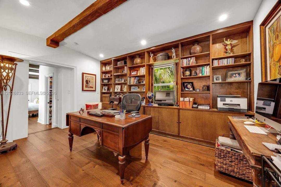 Activo con contrato: $2,699,999 (3 camas, 4 baños, 2960 Pies cuadrados)