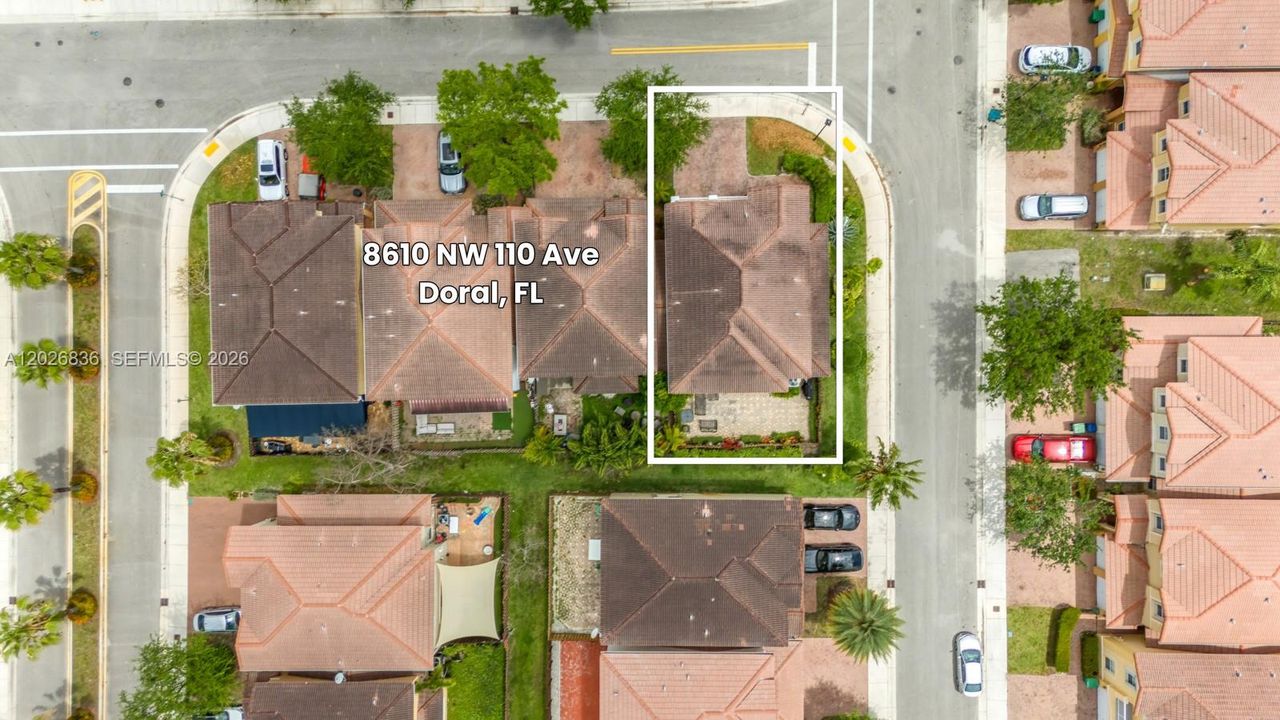 For Sale: $788,000 (5 beds, 3 baths, 2342 Square Feet)