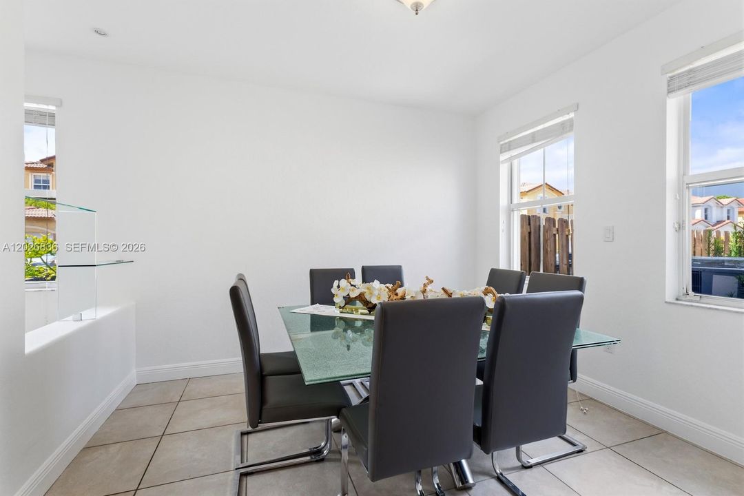 For Sale: $788,000 (5 beds, 3 baths, 2342 Square Feet)