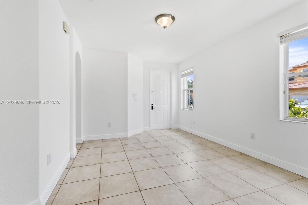 For Sale: $788,000 (5 beds, 3 baths, 2342 Square Feet)