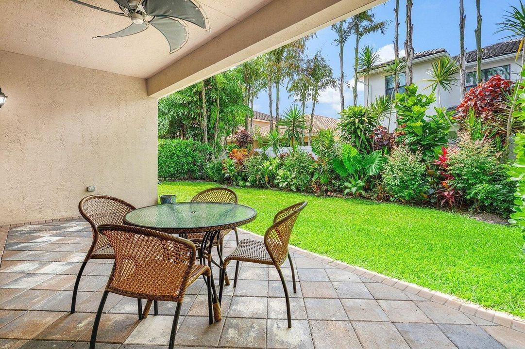 6068 Lemon Serpentine Lane Delray Beach