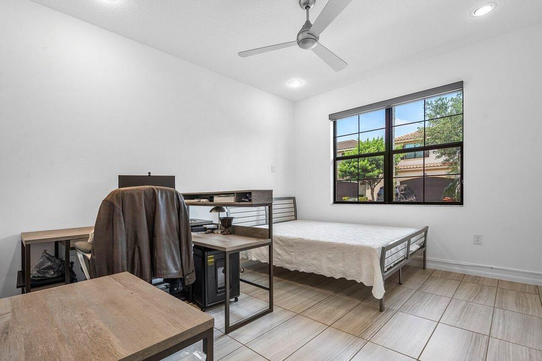 6068 Lemon Serpentine Lane Delray Beach