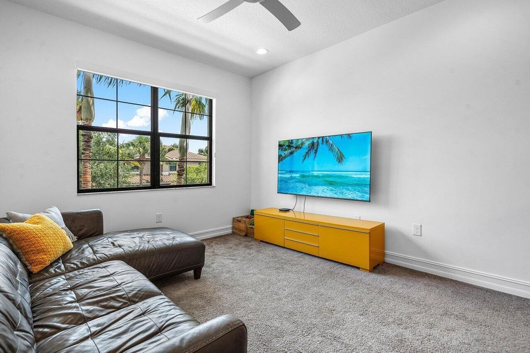 6068 Lemon Serpentine Lane Delray Beach