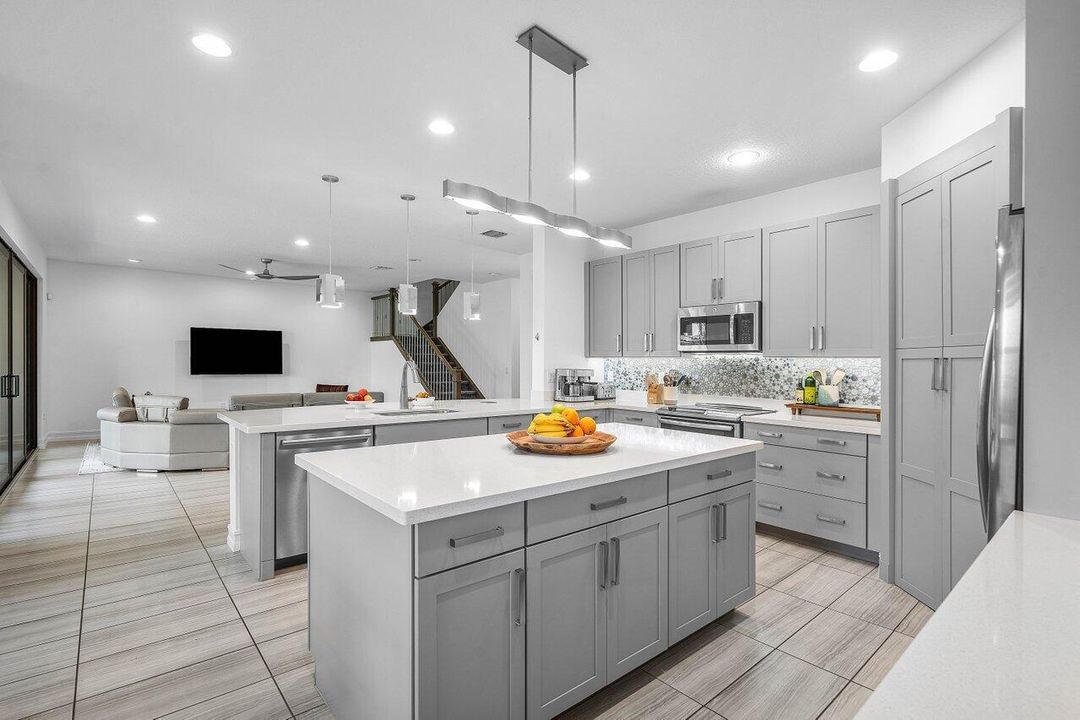 6068 Lemon Serpentine Lane Delray Beach
