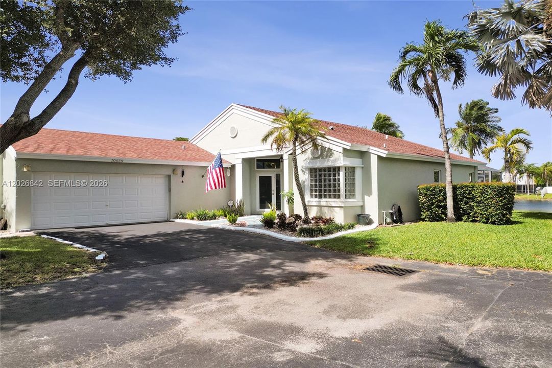 For Sale: $538,800 (3 beds, 2 baths, 1484 Square Feet)