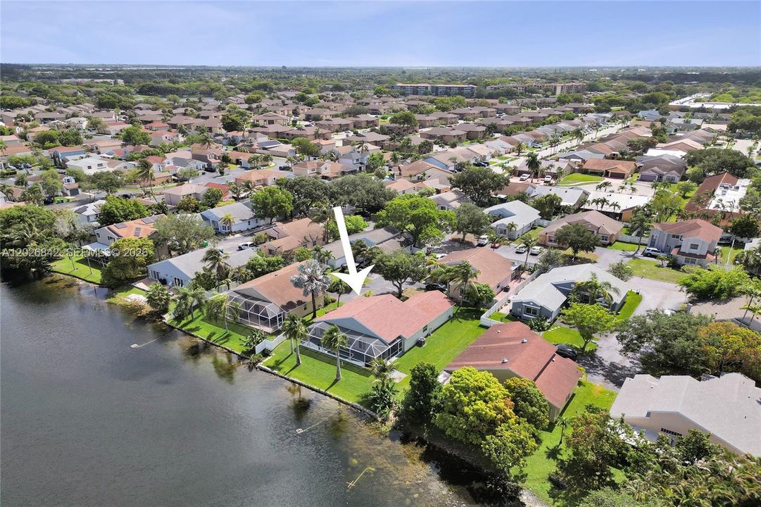 For Sale: $538,800 (3 beds, 2 baths, 1484 Square Feet)